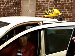 Deutschlands geilste Taxifahrerin
