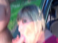 Outdoor blowjob with blonde mature